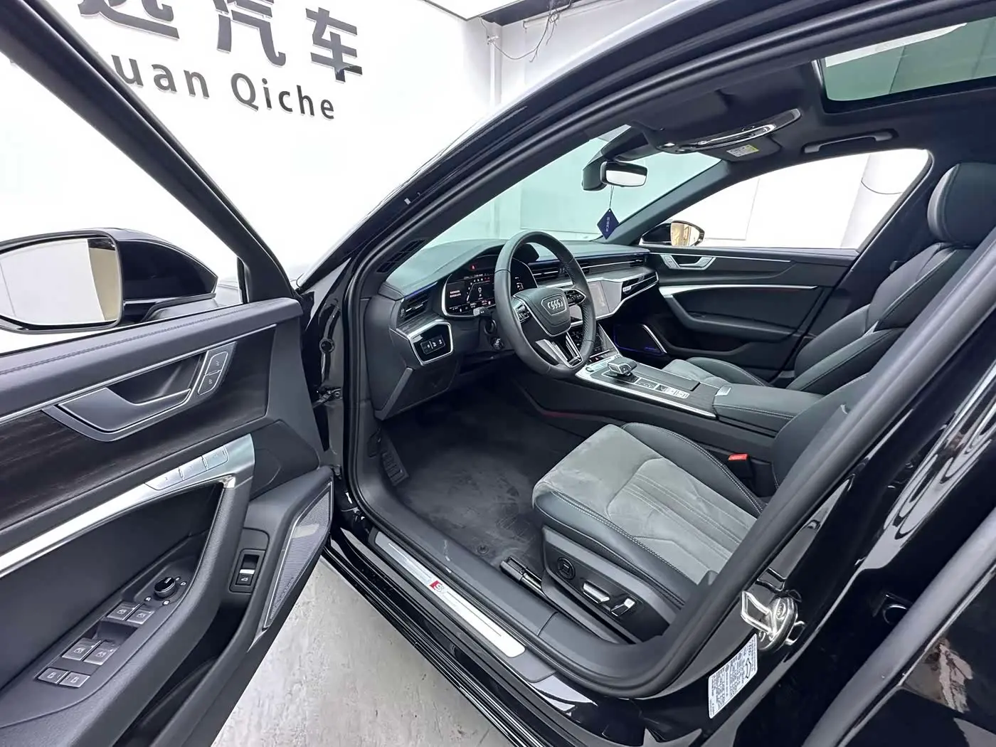 Audi A6L 2024 — Photo 13/17