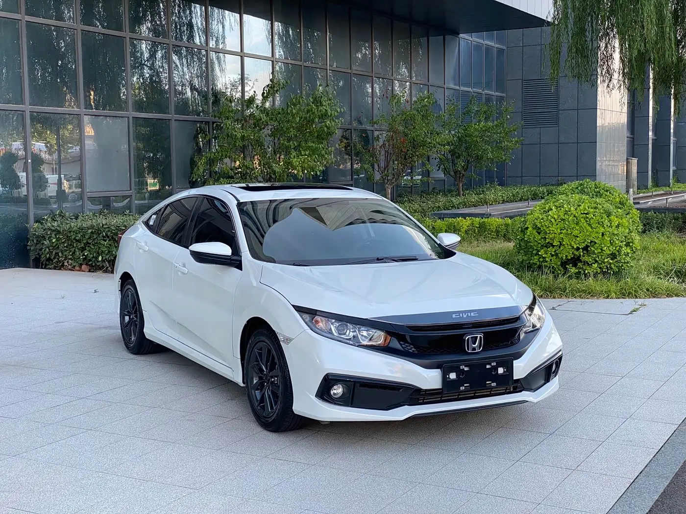 Honda Civic 2022 — Фото 3/14