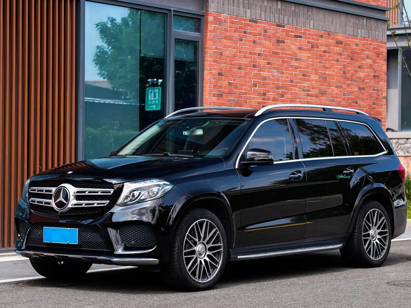 Mercedes-Benz GLS, 2016