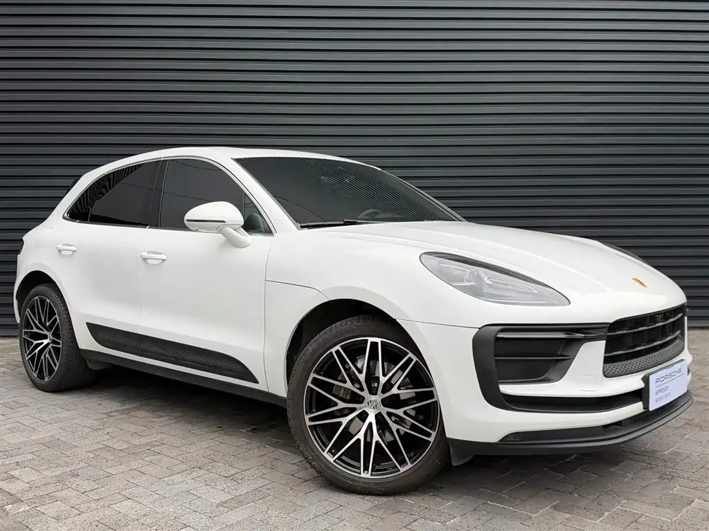 Porsche Macan 2022 — Фото 2/15