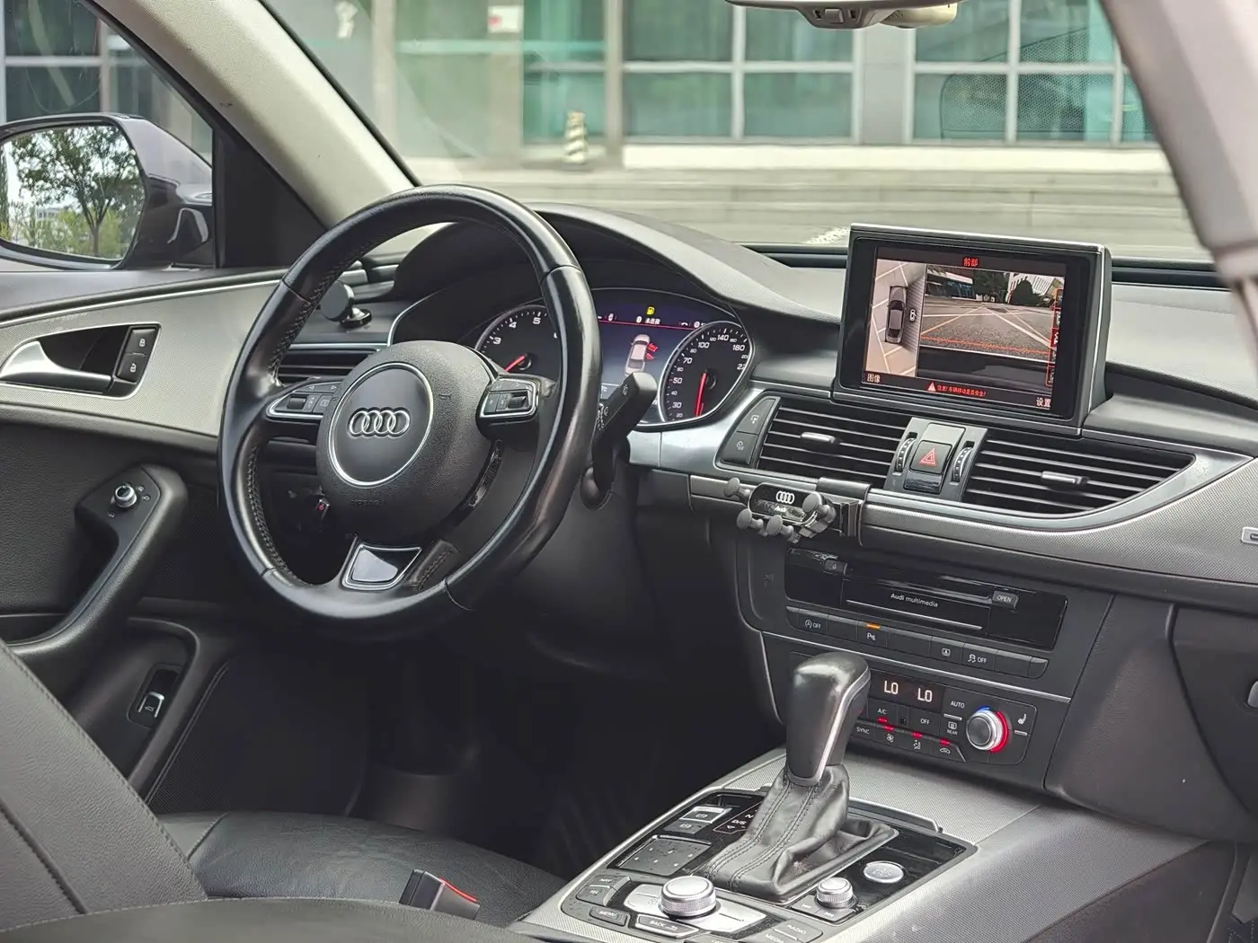 Audi A6L 2017 — Фото 13/14