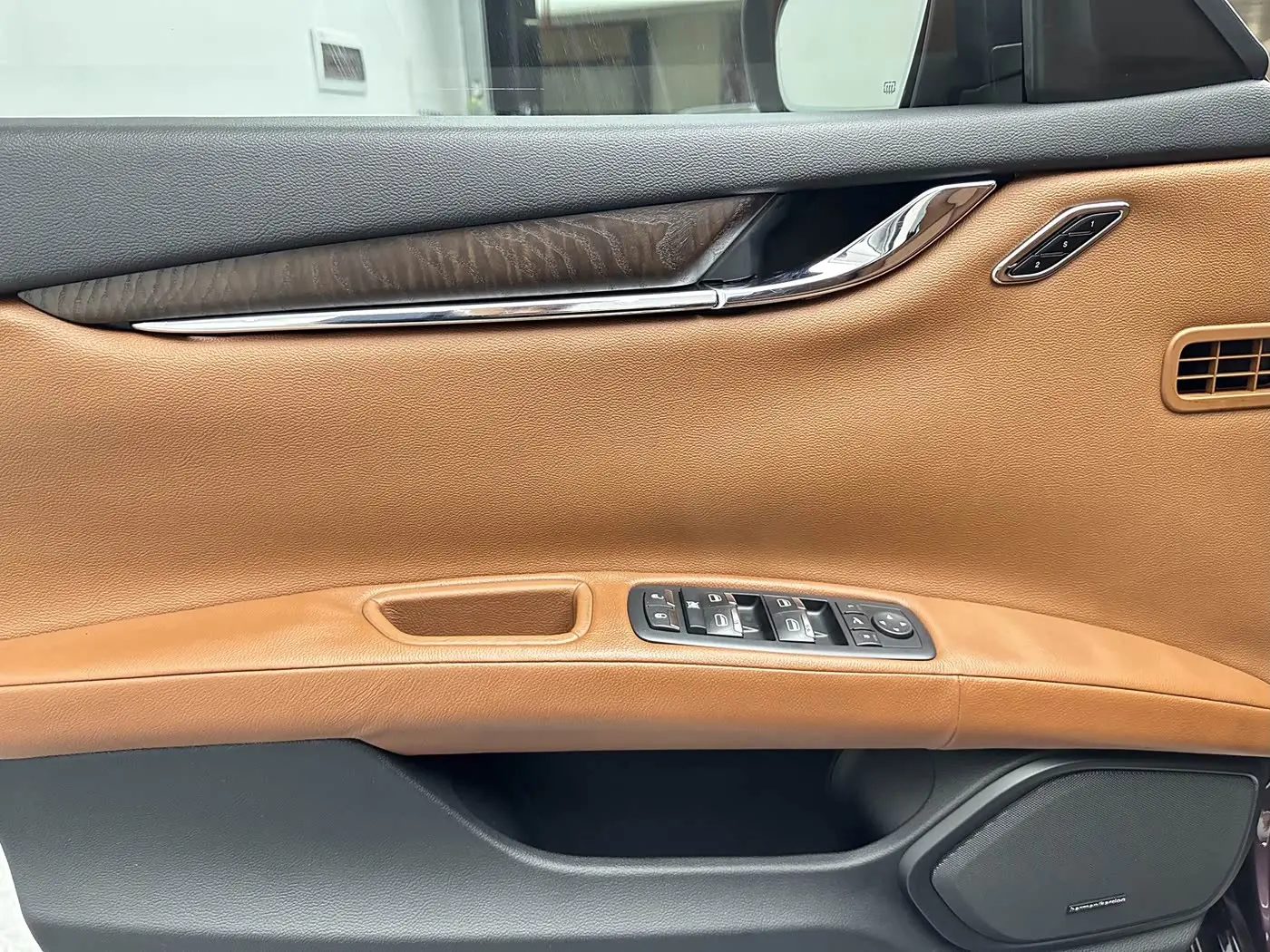 Maserati Quattroporte 2017 — Şəkil 18/20