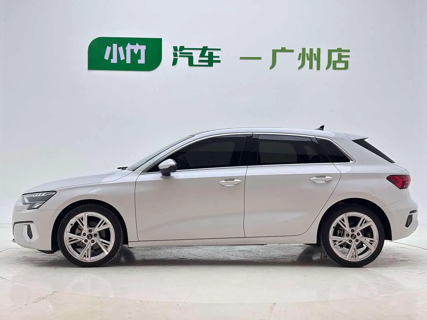 Audi A3 2023 — Photo 8/20