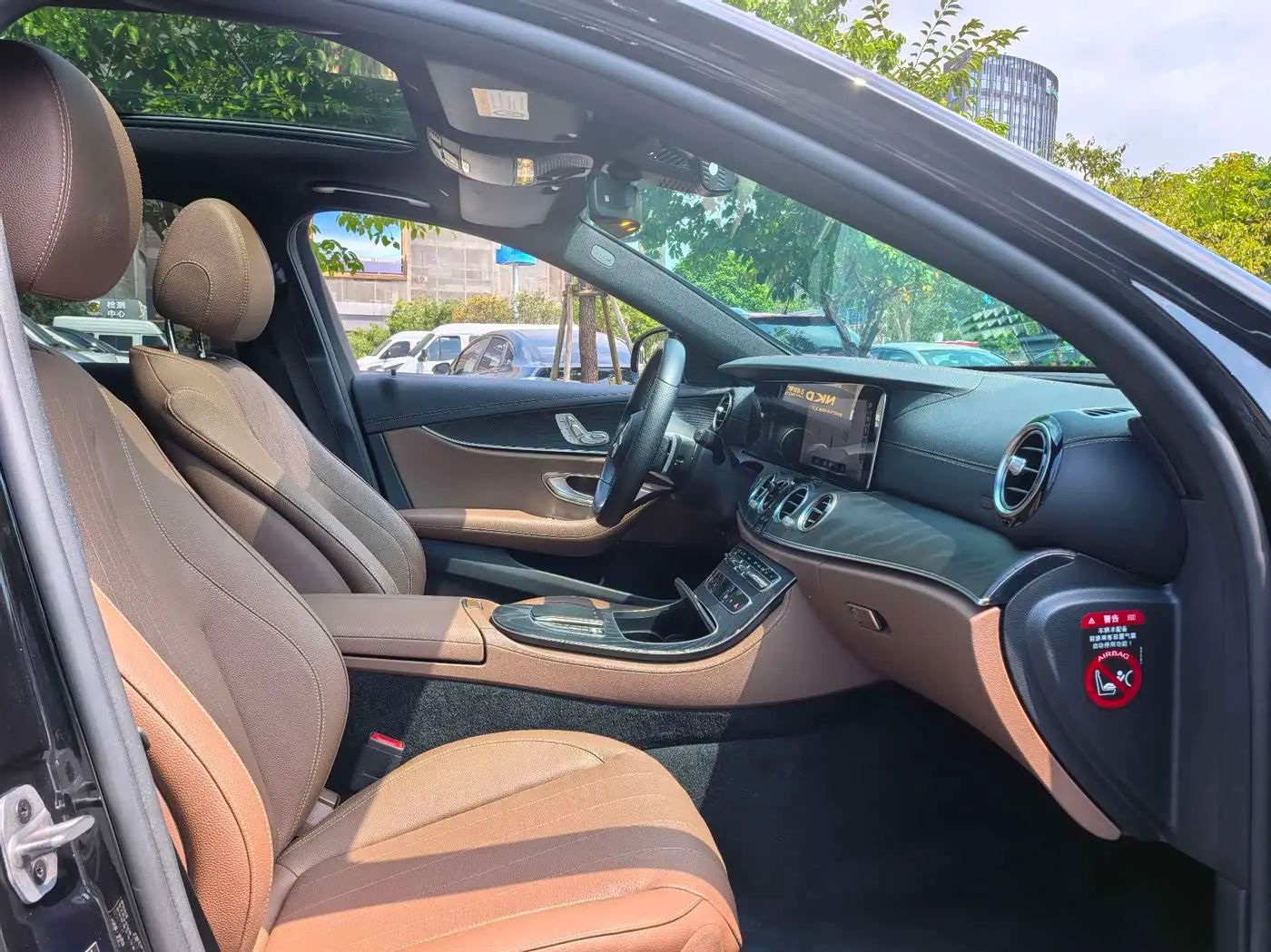 Mercedes-Benz E-Class 2021 — Şəkil 13/17