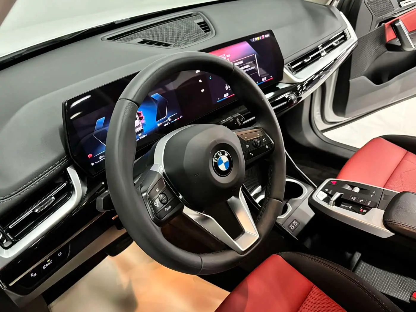 BMW X1 2023 — Фото 8/14