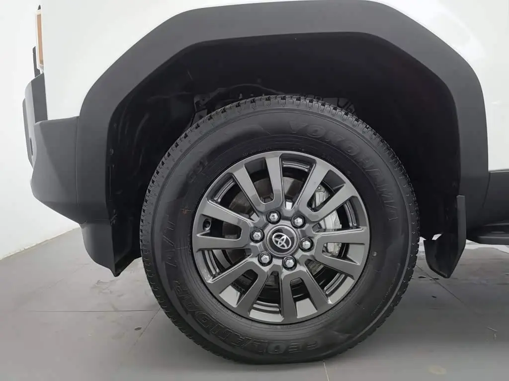 Toyota Prado 2026 — Photo 17/20