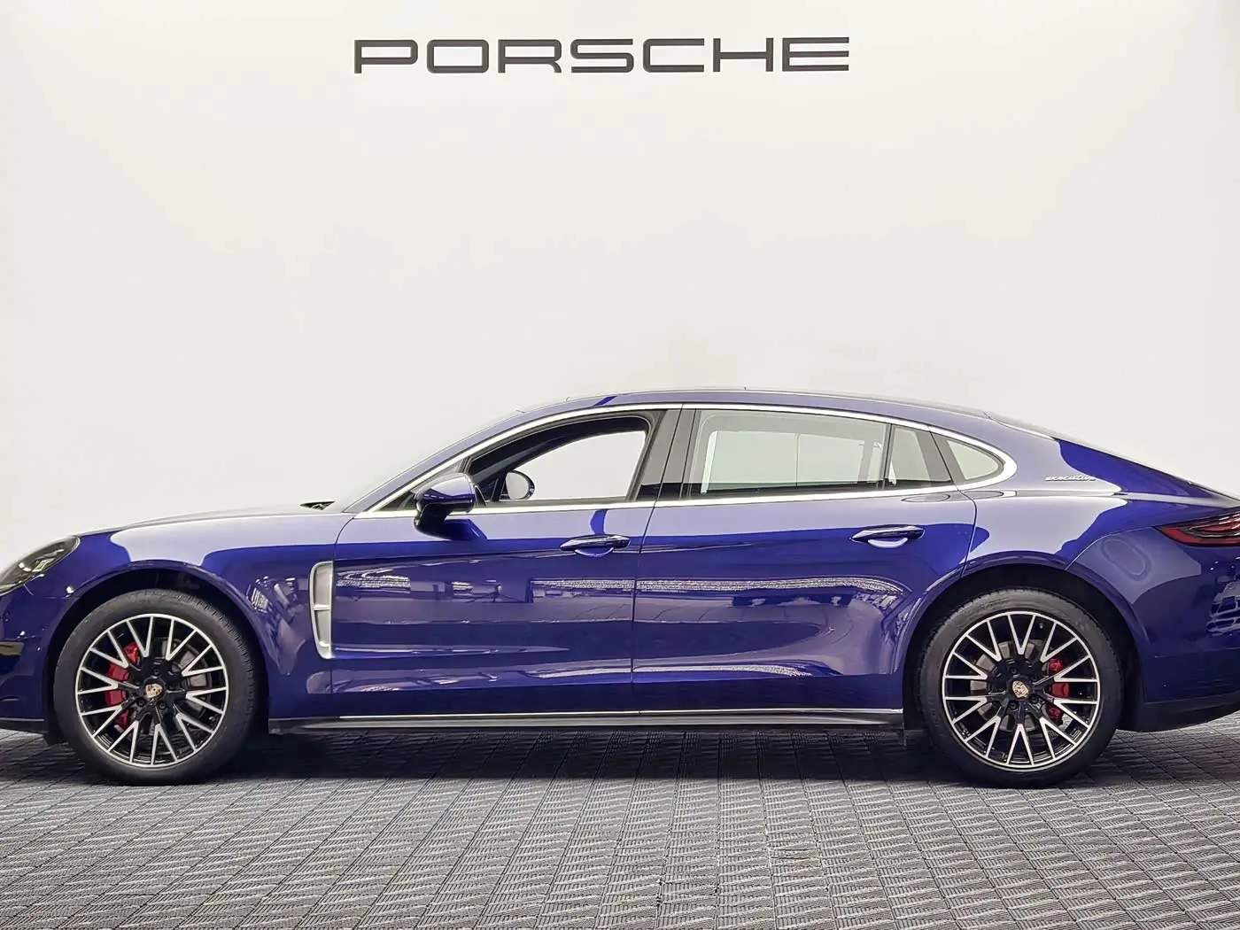 Porsche Panamera 2020 — Photo 4/13