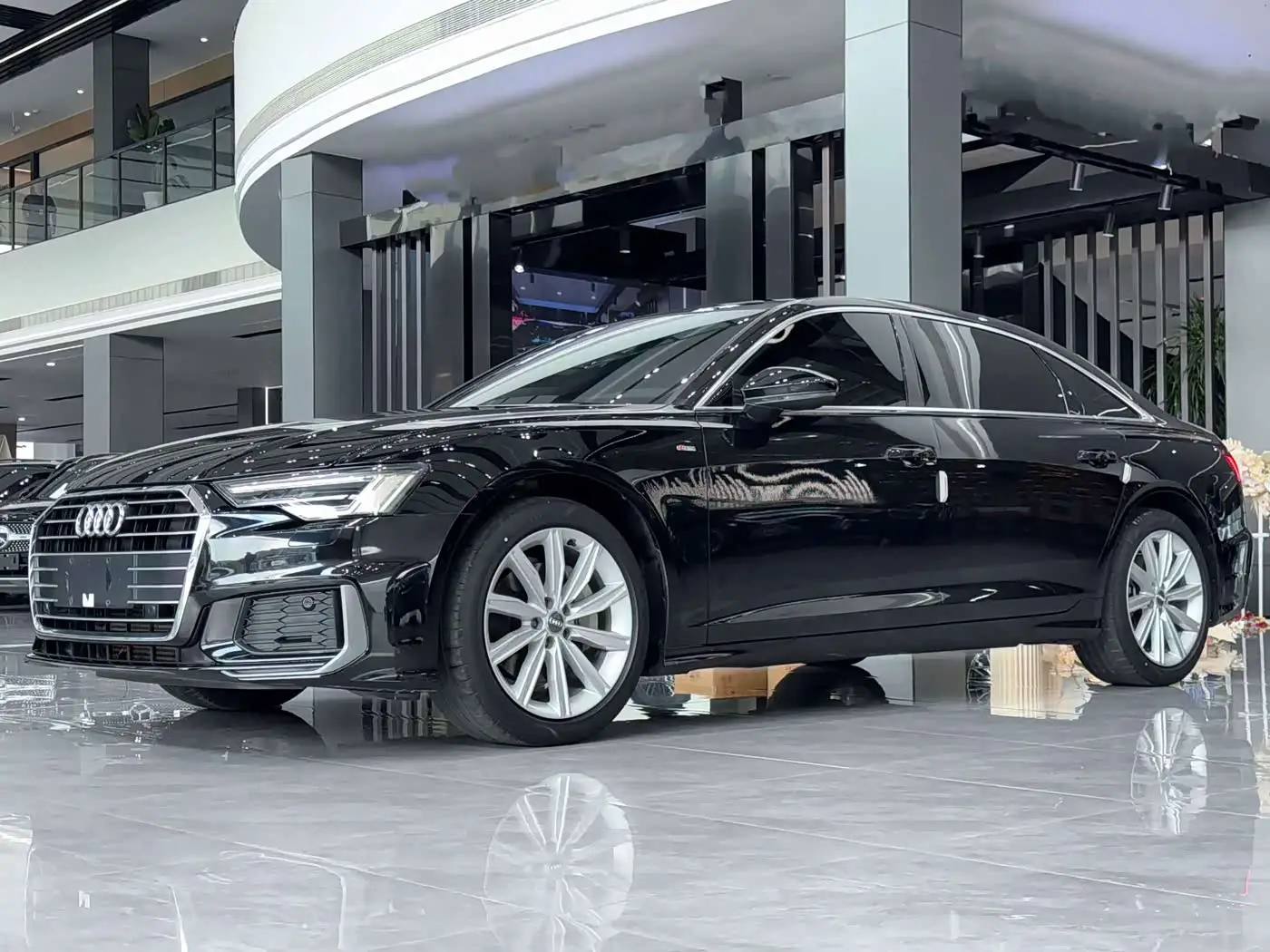 Audi A6L, 2021