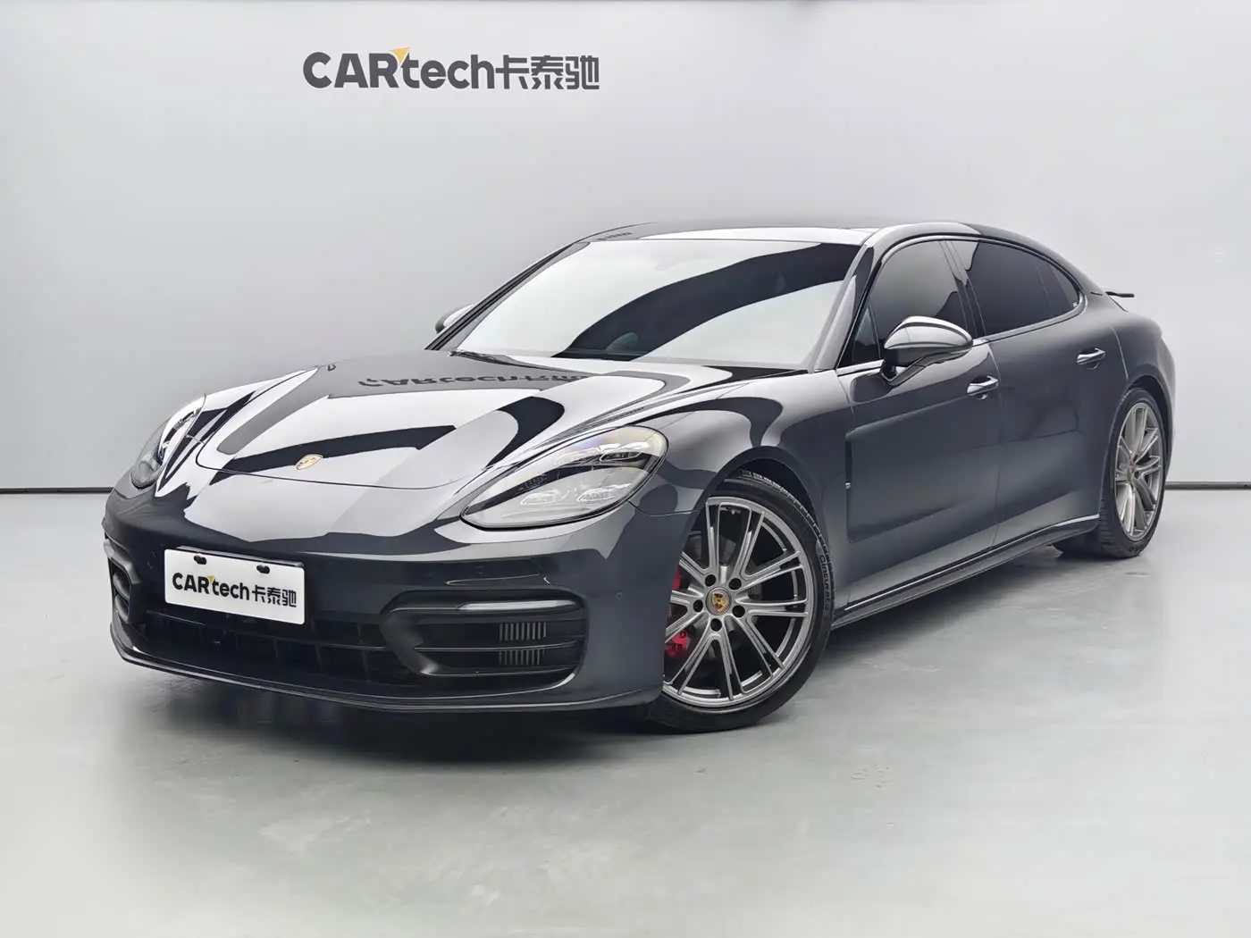 Porsche Panamera, 2022