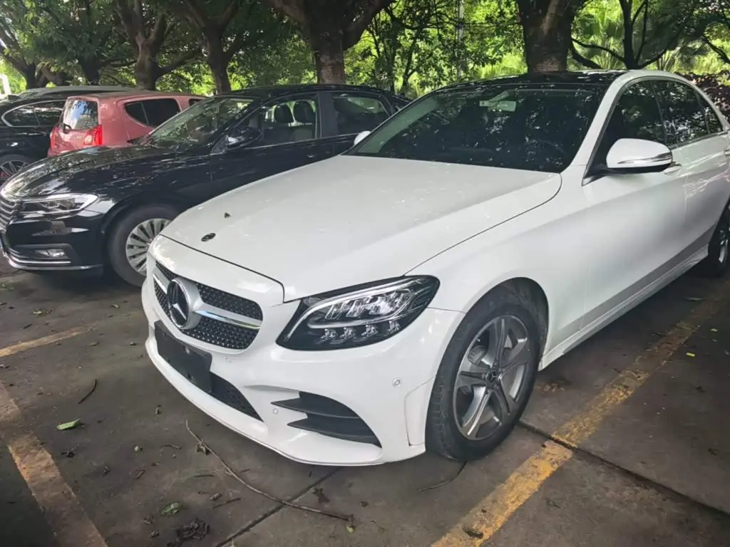 Mercedes-Benz C-Class 2018 — Фото 1/20
