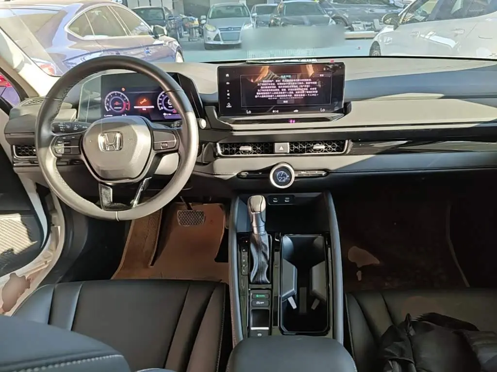 Honda Inspire 2025 — Фото 3/20