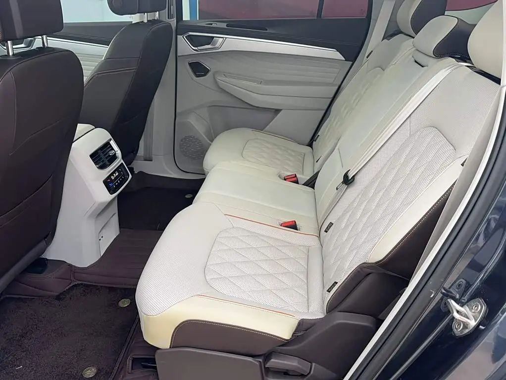 Volkswagen Talagon 2021 — Photo 9/11
