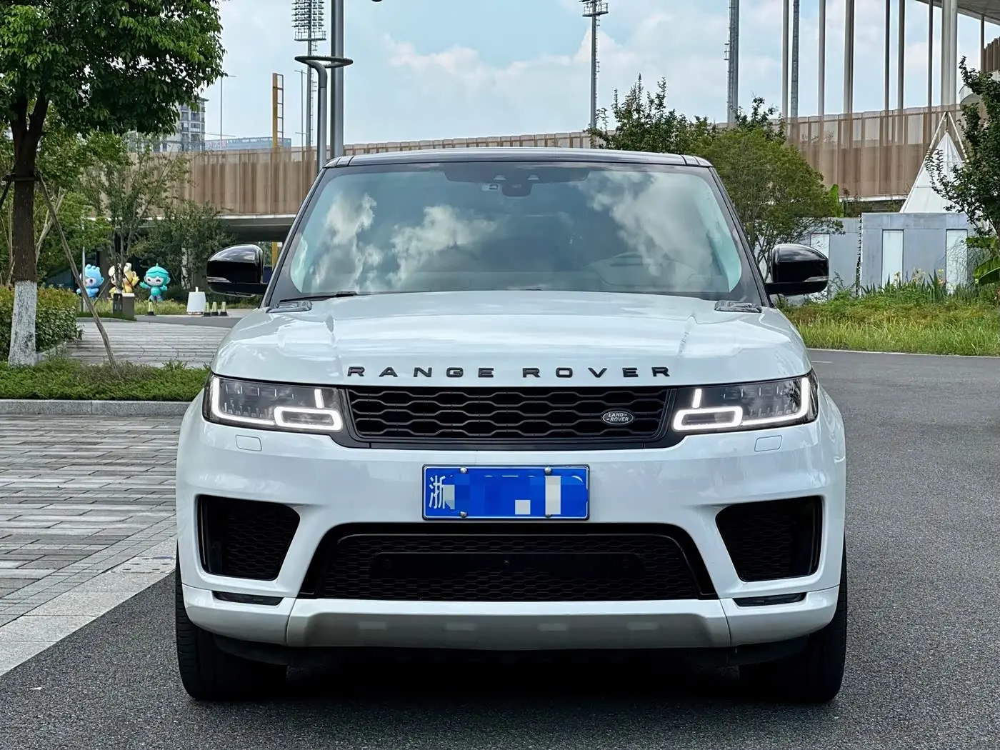 Land Rover Range Rover Sport 2021 — ფოტო 2/17