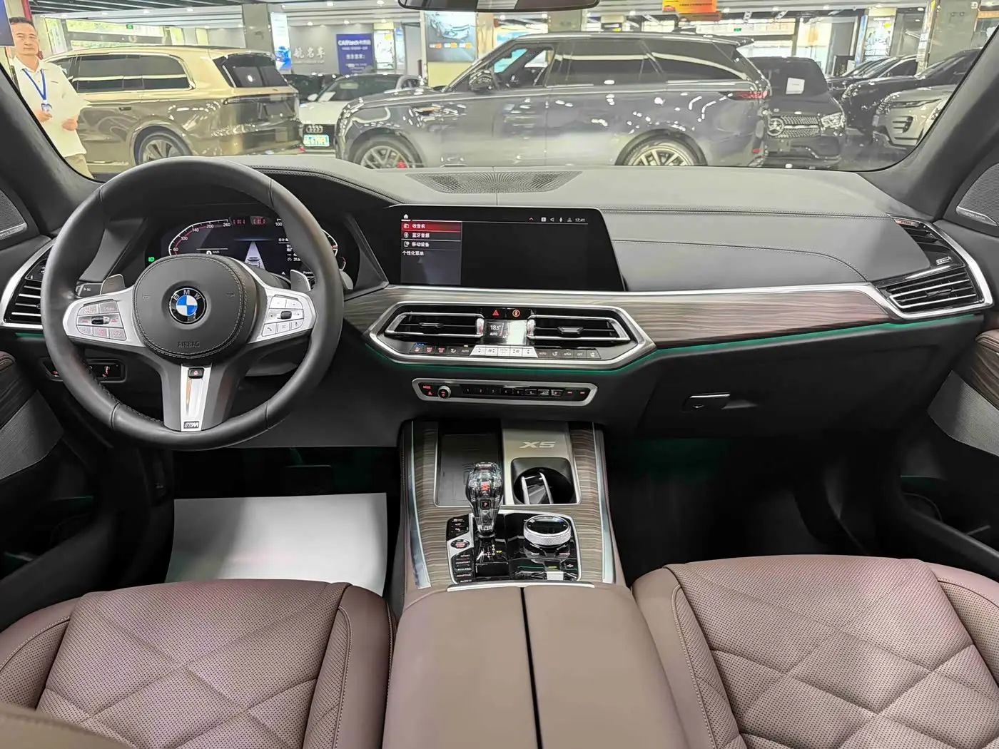 BMW X5 2022 — Photo 11/14