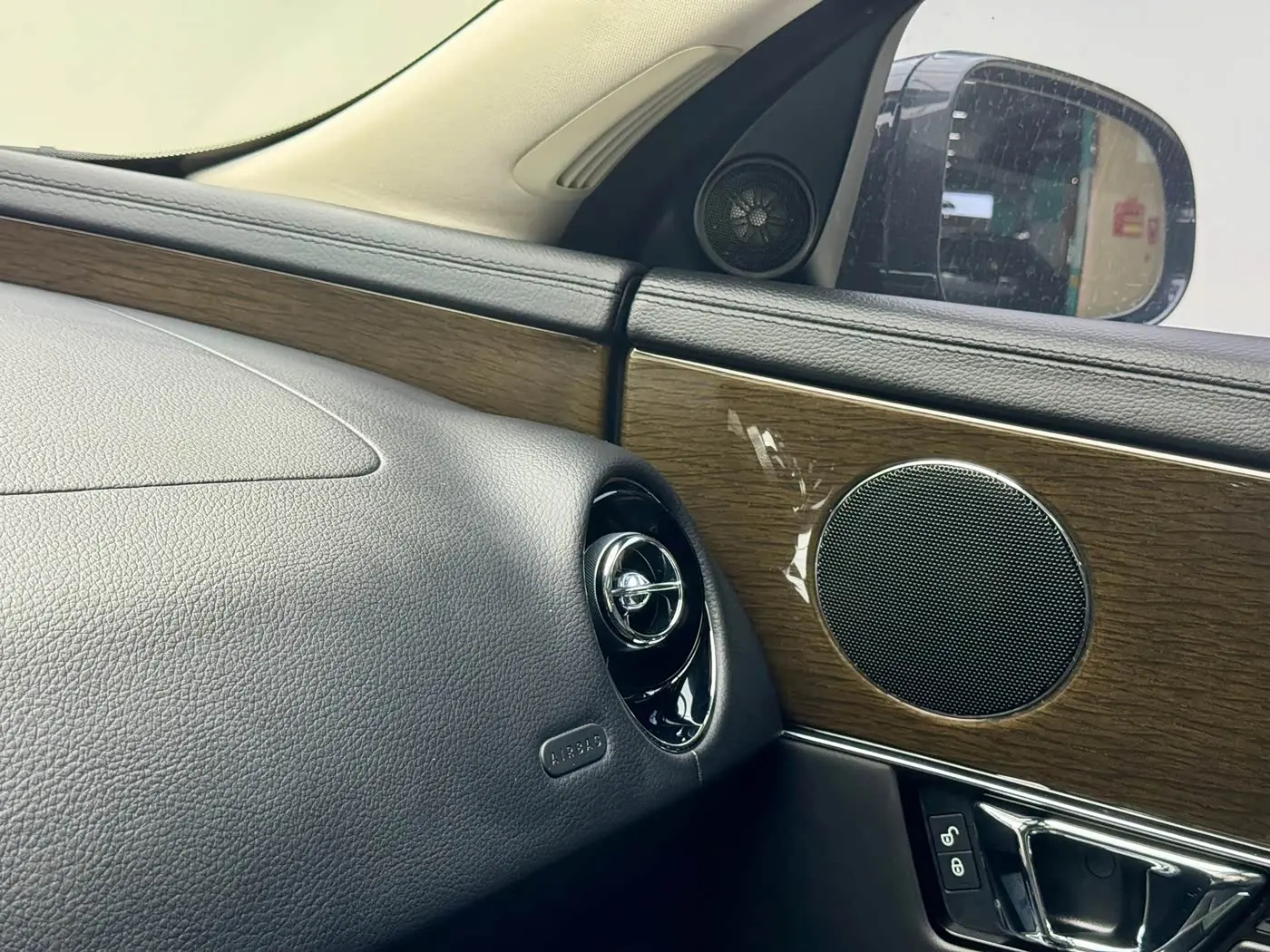 Jaguar XJ 2019 — Şəkil 13/16