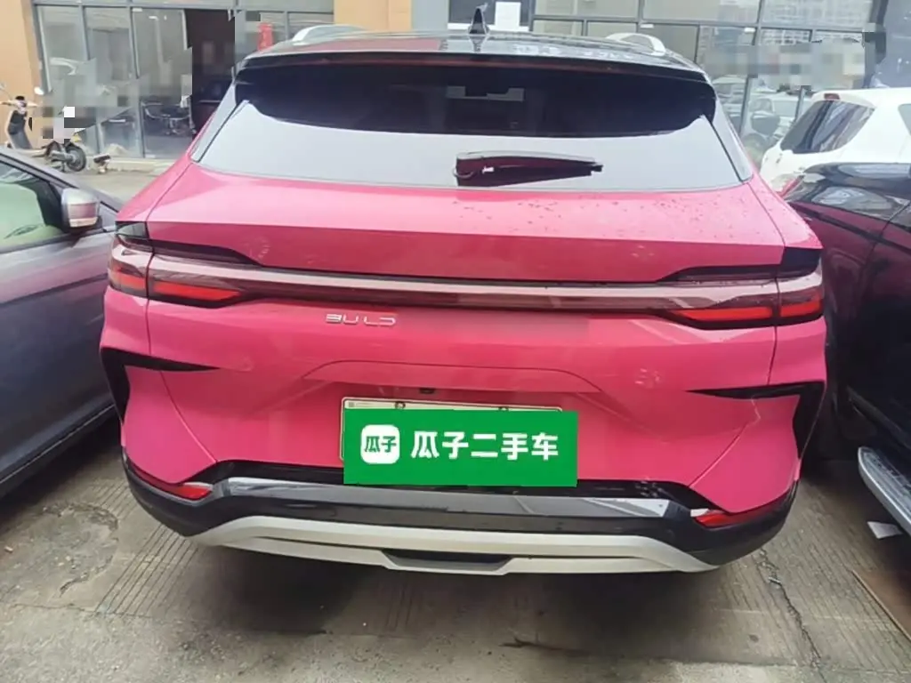 BYD Song PLUS PHEV 2023 — Photo 6/20