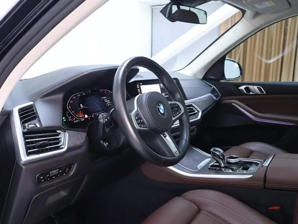 BMW X5 2020 — Photo 11/20