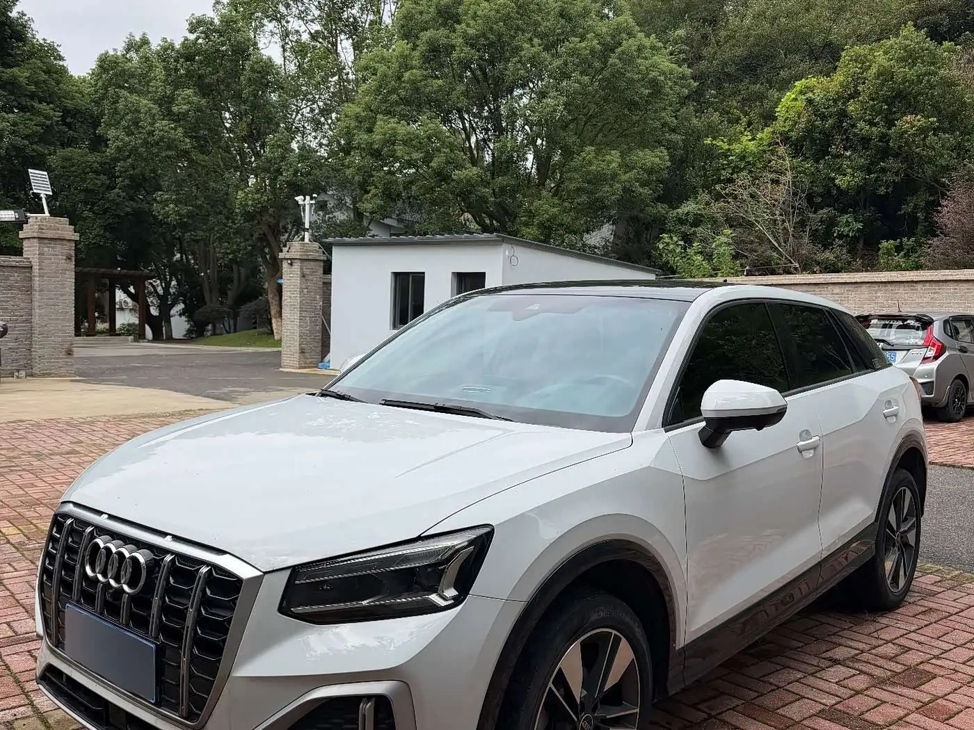 Audi Q2L, 2022