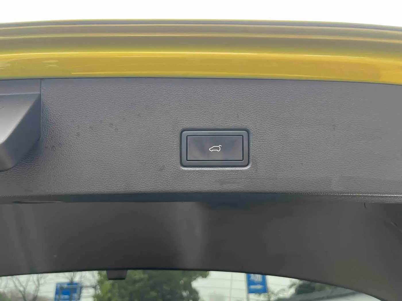 Volkswagen T-ROC 2023 — Photo 14/20