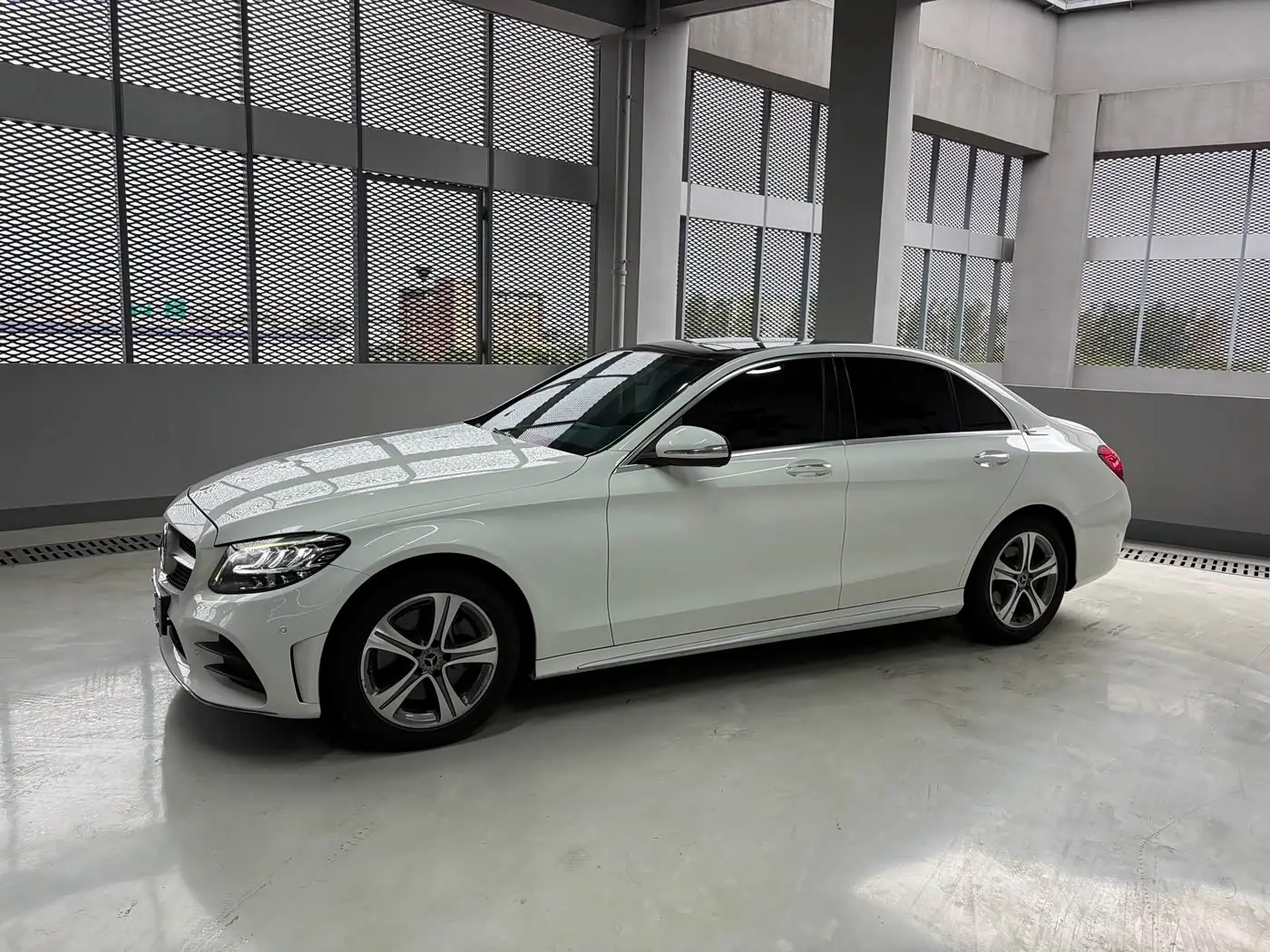 Mercedes-Benz C-Class, 2019