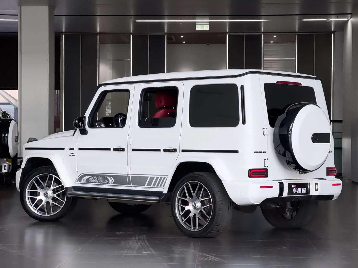 Mercedes-Benz G-Class 2023 — Фото 15/16