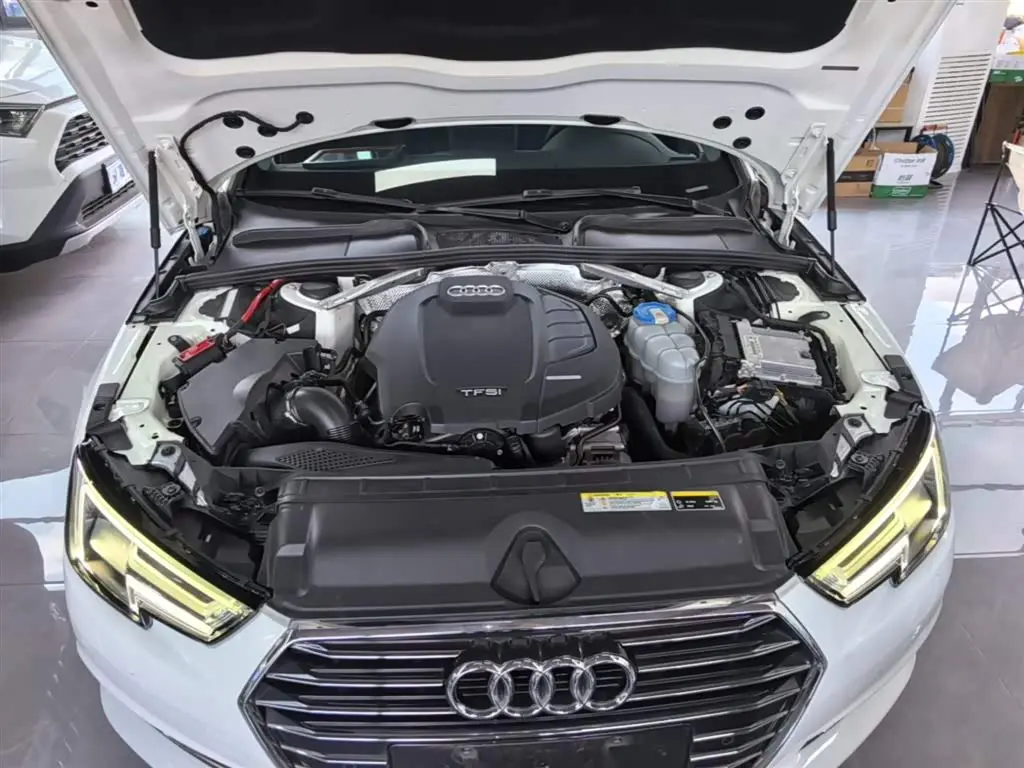 Audi A4L 2018 — Фото 20/20