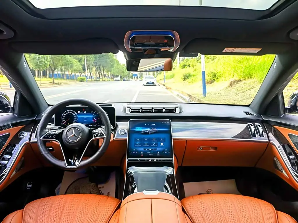 Mercedes-Benz S-Class 2022 — Photo 8/20