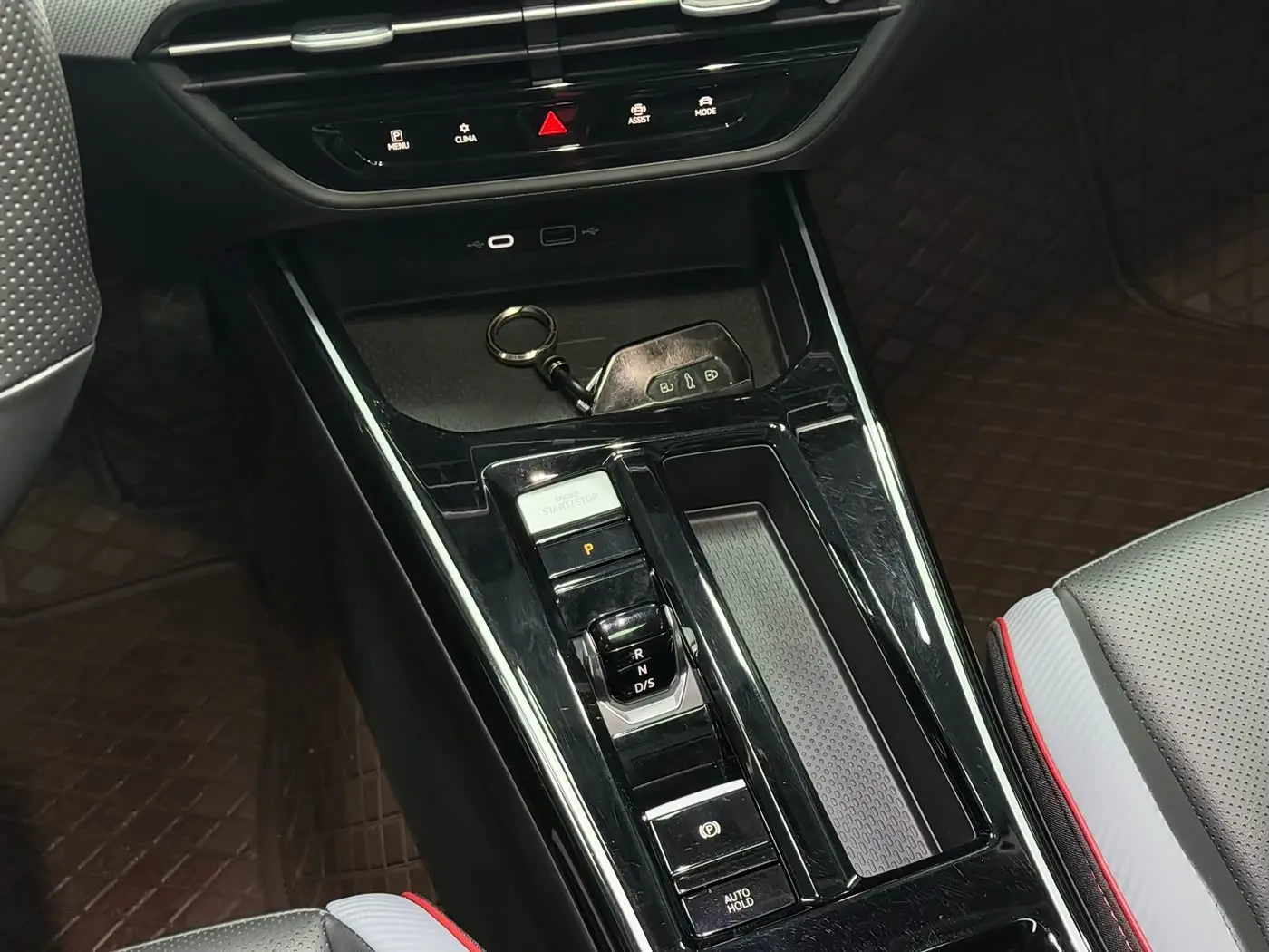 Volkswagen Lamando 2022 — Photo 12/20