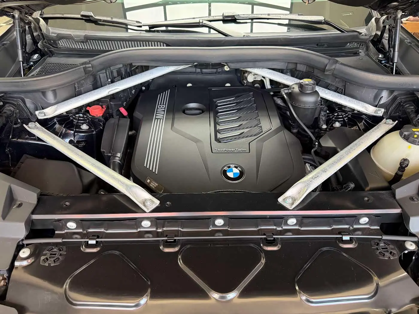 BMW X5 2019 — Photo 10/20