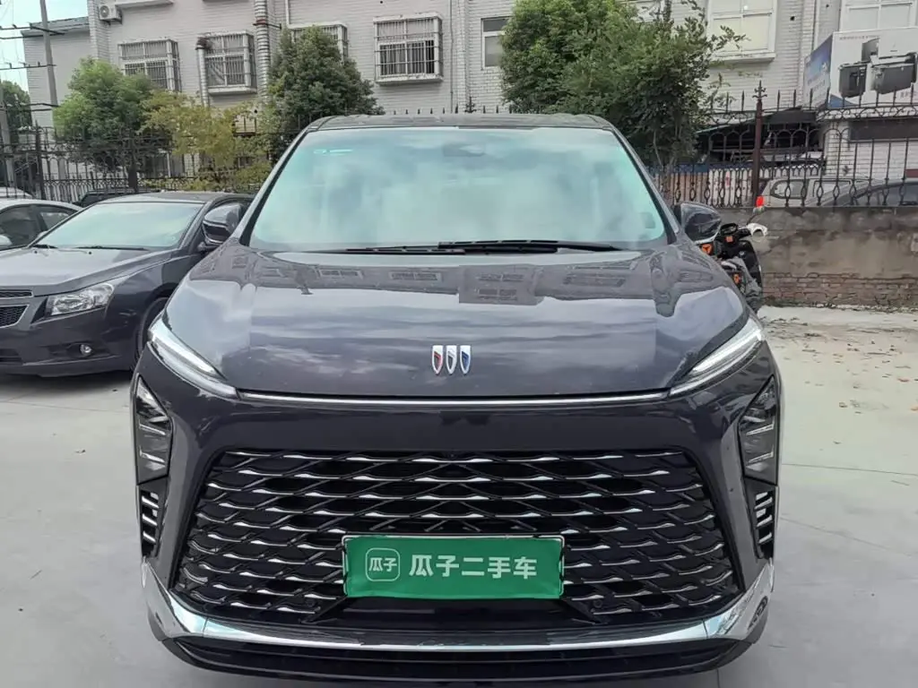 Buick GL8 New Energy 2025 — Photo 3/20