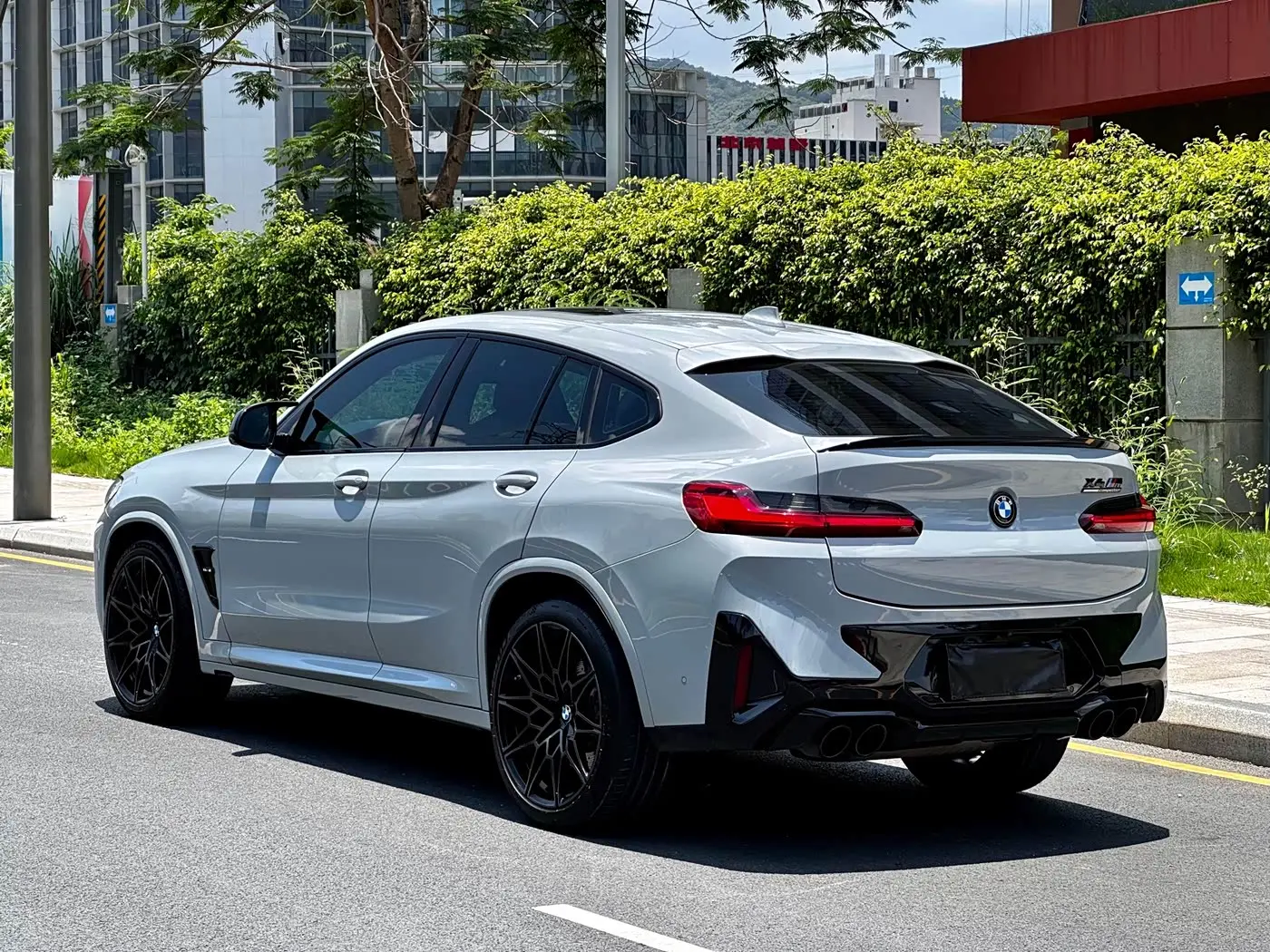 BMW X4 M 2022 — Photo 12/20