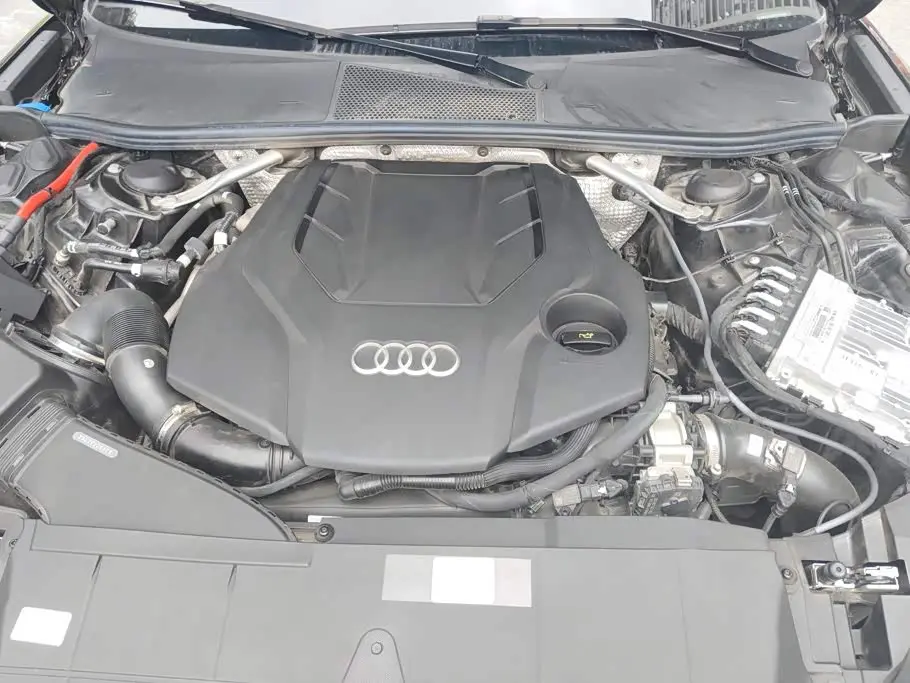 Audi A6L 2024 — Photo 10/16