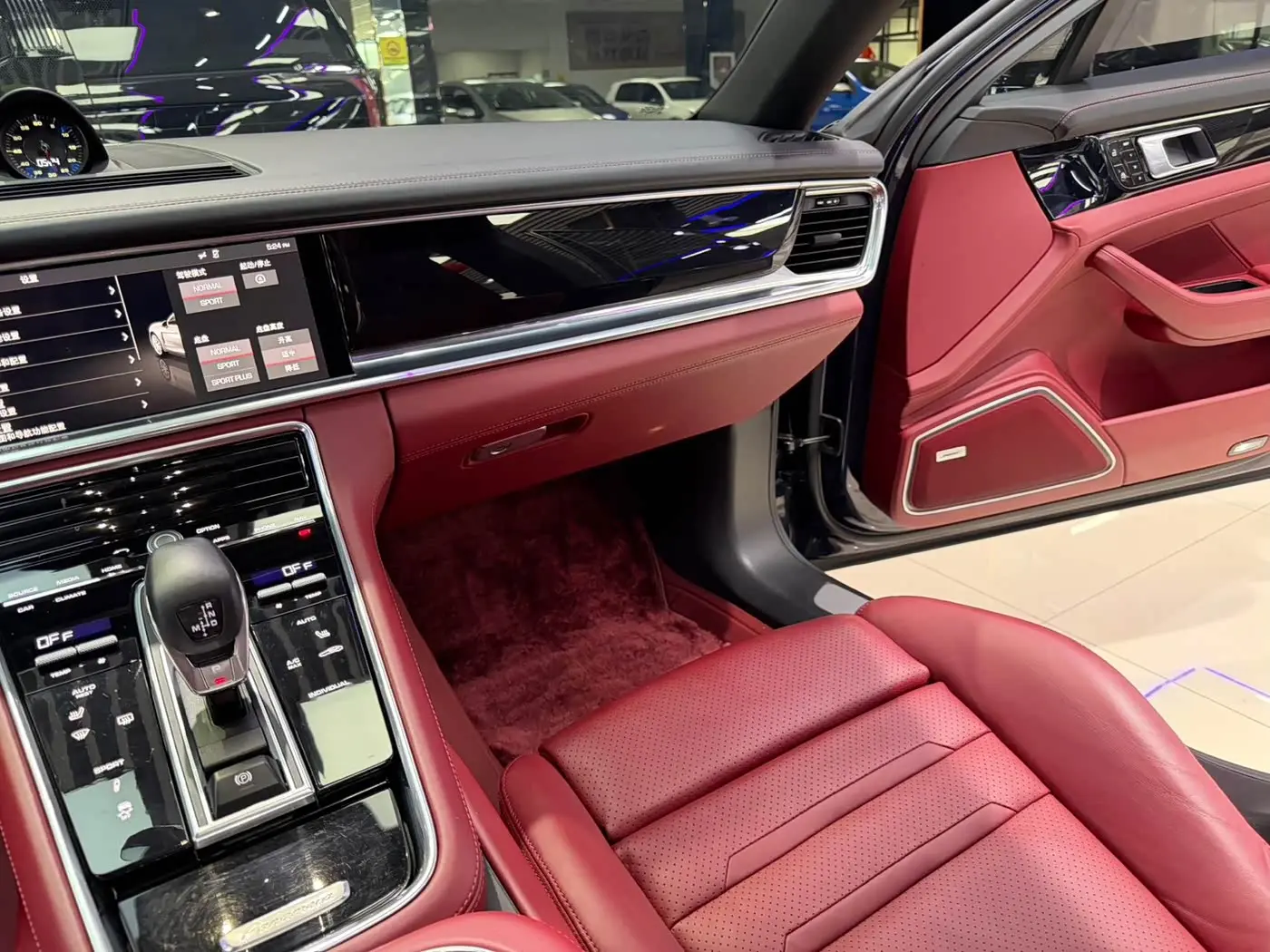 Porsche Panamera 2019 — Photo 9/13