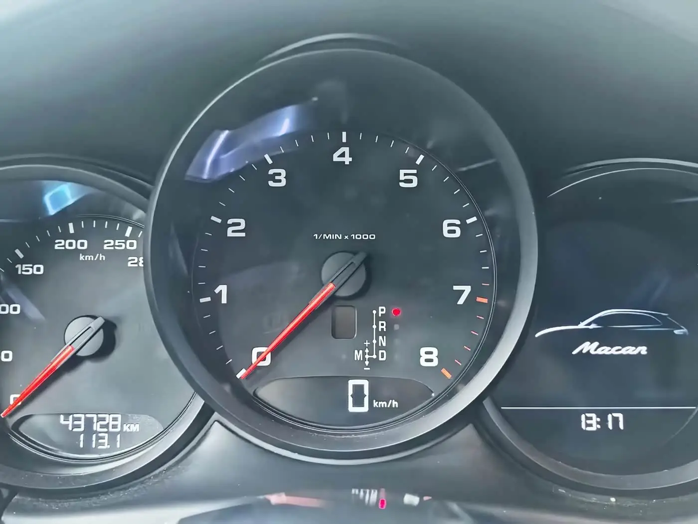 Porsche Macan 2021 — Şəkil 8/9