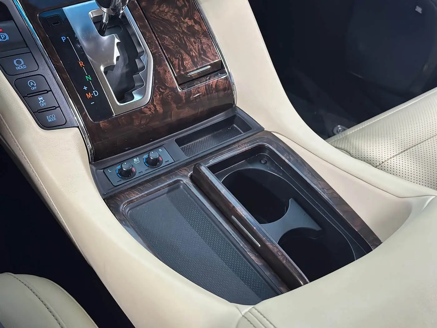 Toyota Alphard 2018 — Фото 12/20