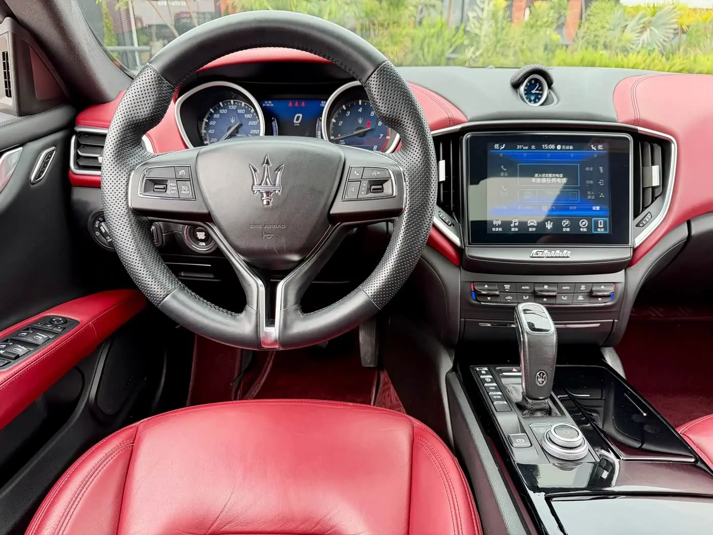 Maserati Ghibli 2019 — Şəkil 11/17
