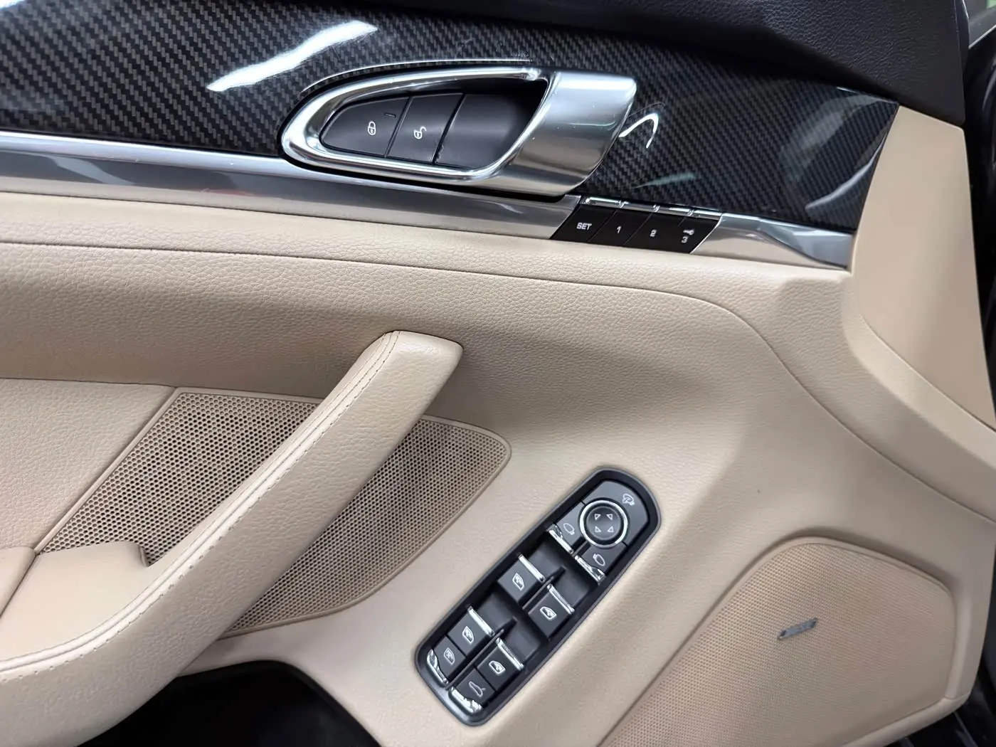 Porsche Panamera 2013 — Photo 4/20