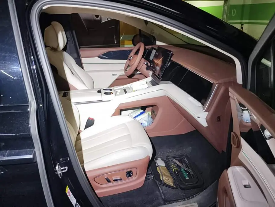 BYD Xia 2025 — Photo 8/16