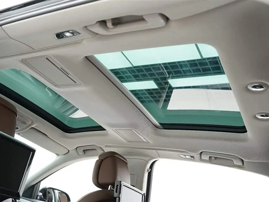 Audi A8 2014 — Photo 12/20