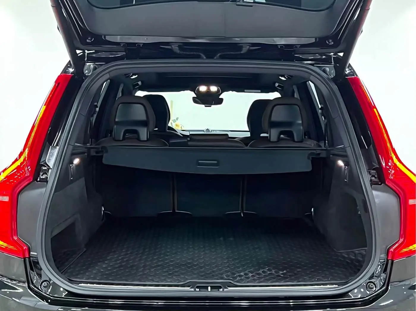 Volvo XC90 2024 — Şəkil 17/20