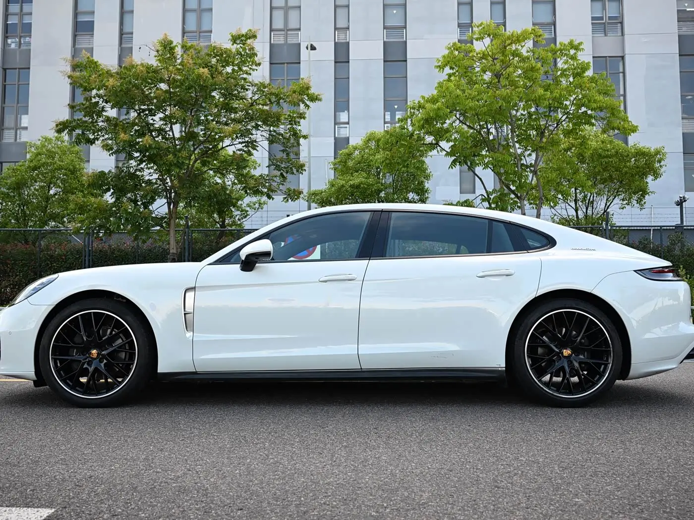 Porsche Panamera 2021 — Photo 4/15