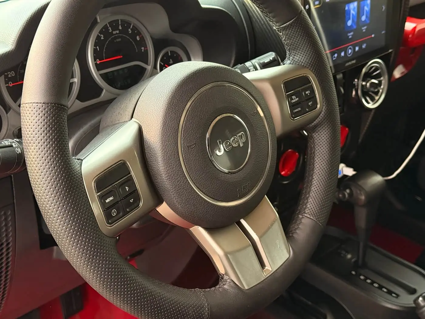 Jeep Wrangler 2010 — Şəkil 11/19