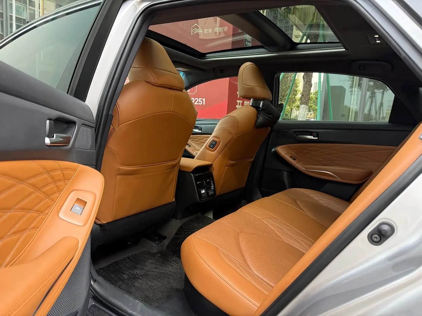 Toyota Avalon 2022 — Şəkil 7/15