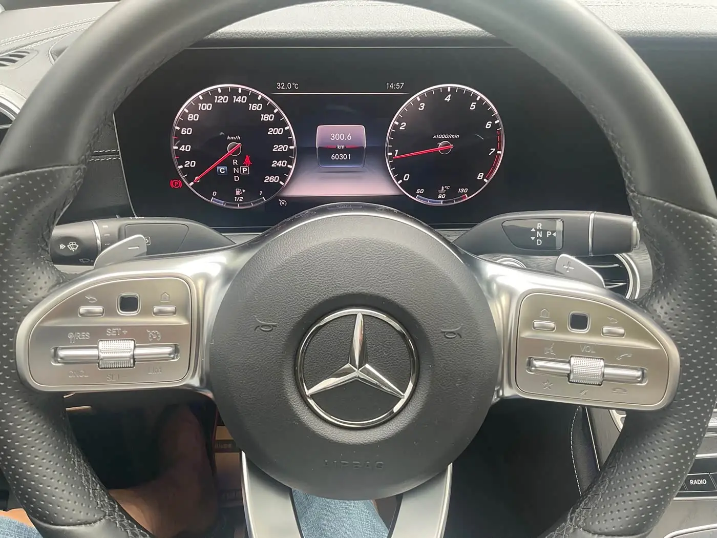Mercedes-Benz E-Class 2019 — Şəkil 11/19