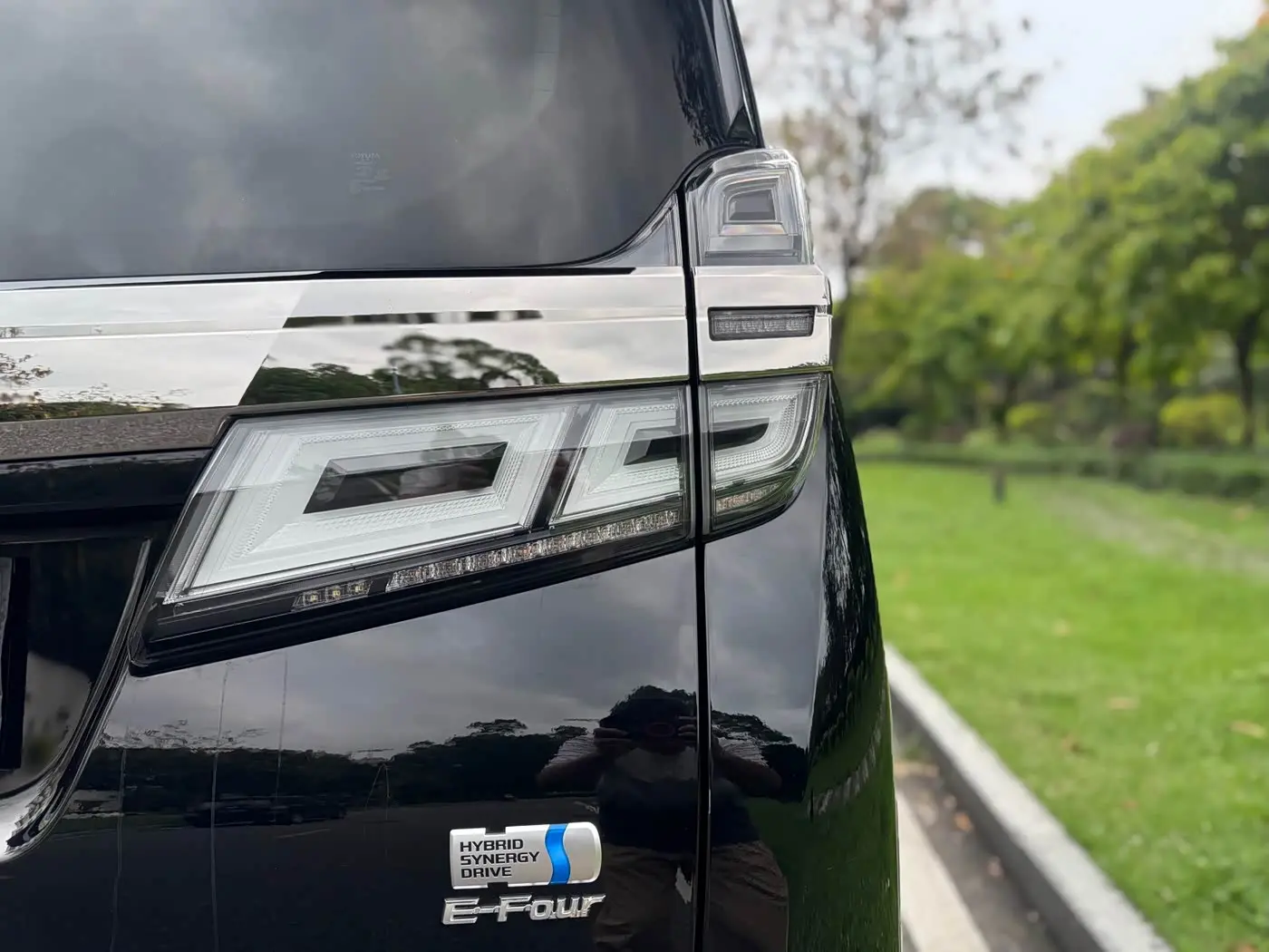 Toyota Vellfire 2021 — Şəkil 13/20