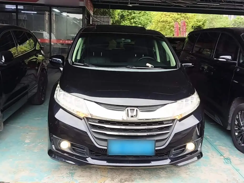 Honda Odyssey 2018 — Şəkil 3/20