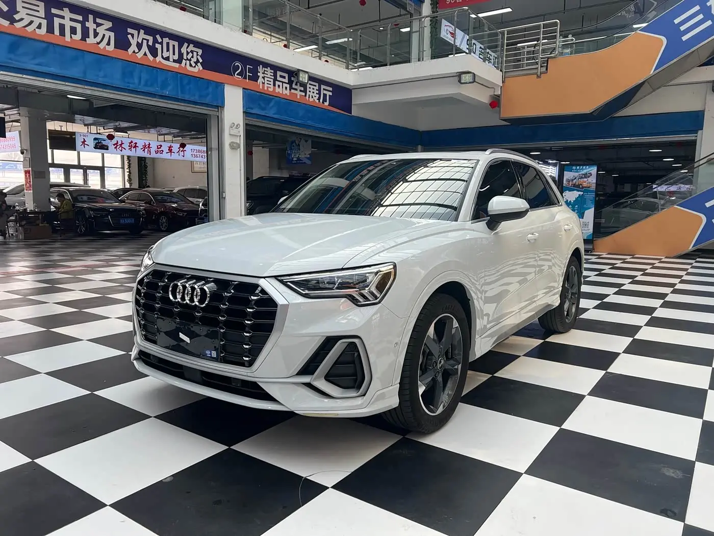 Audi Q3 2023 — Photo 1/19