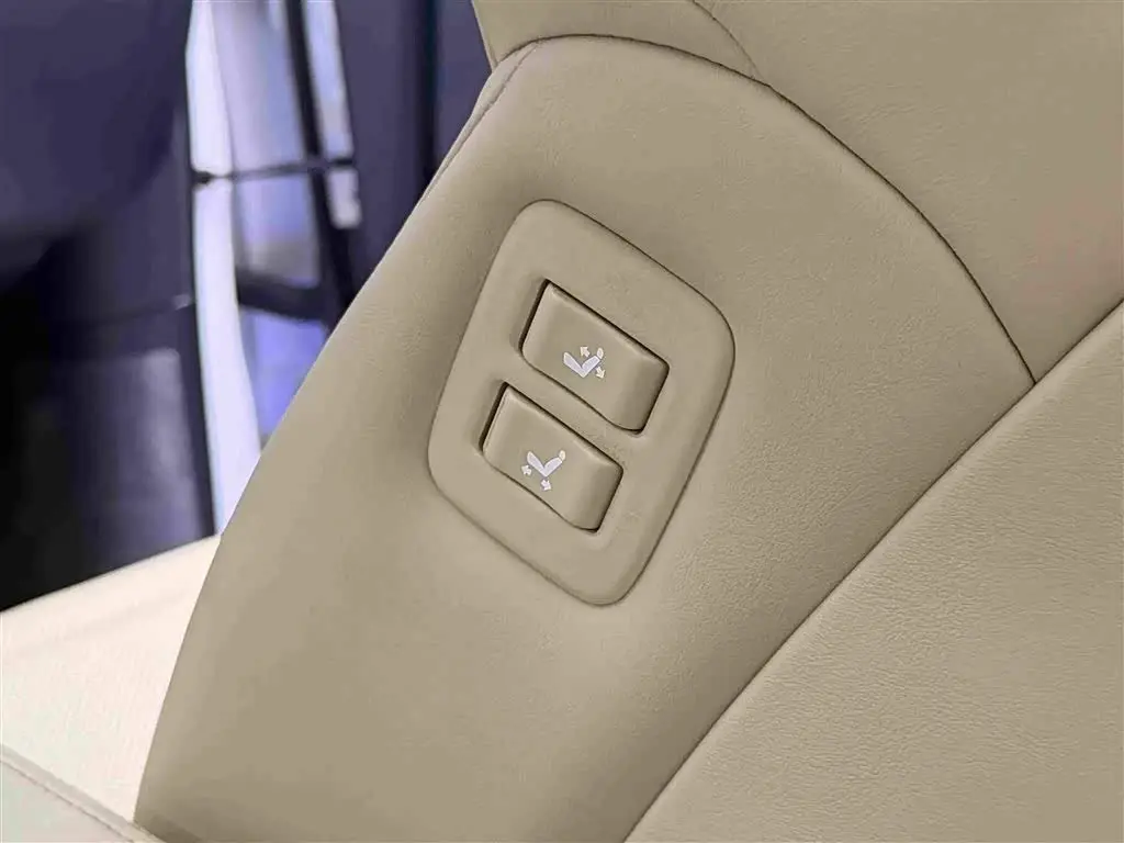 Toyota Vellfire 2021 — Şəkil 10/16