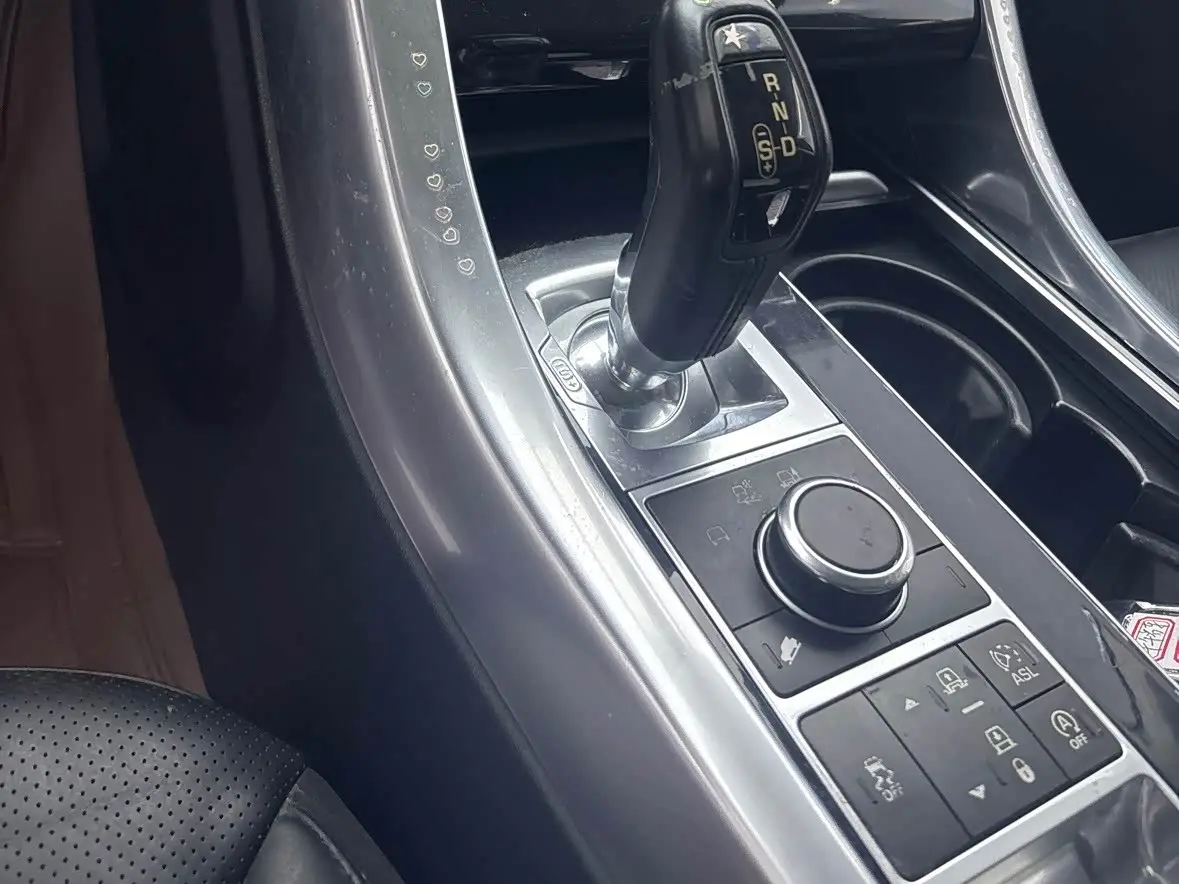 Land Rover Range Rover Sport 2015 — Фото 13/15