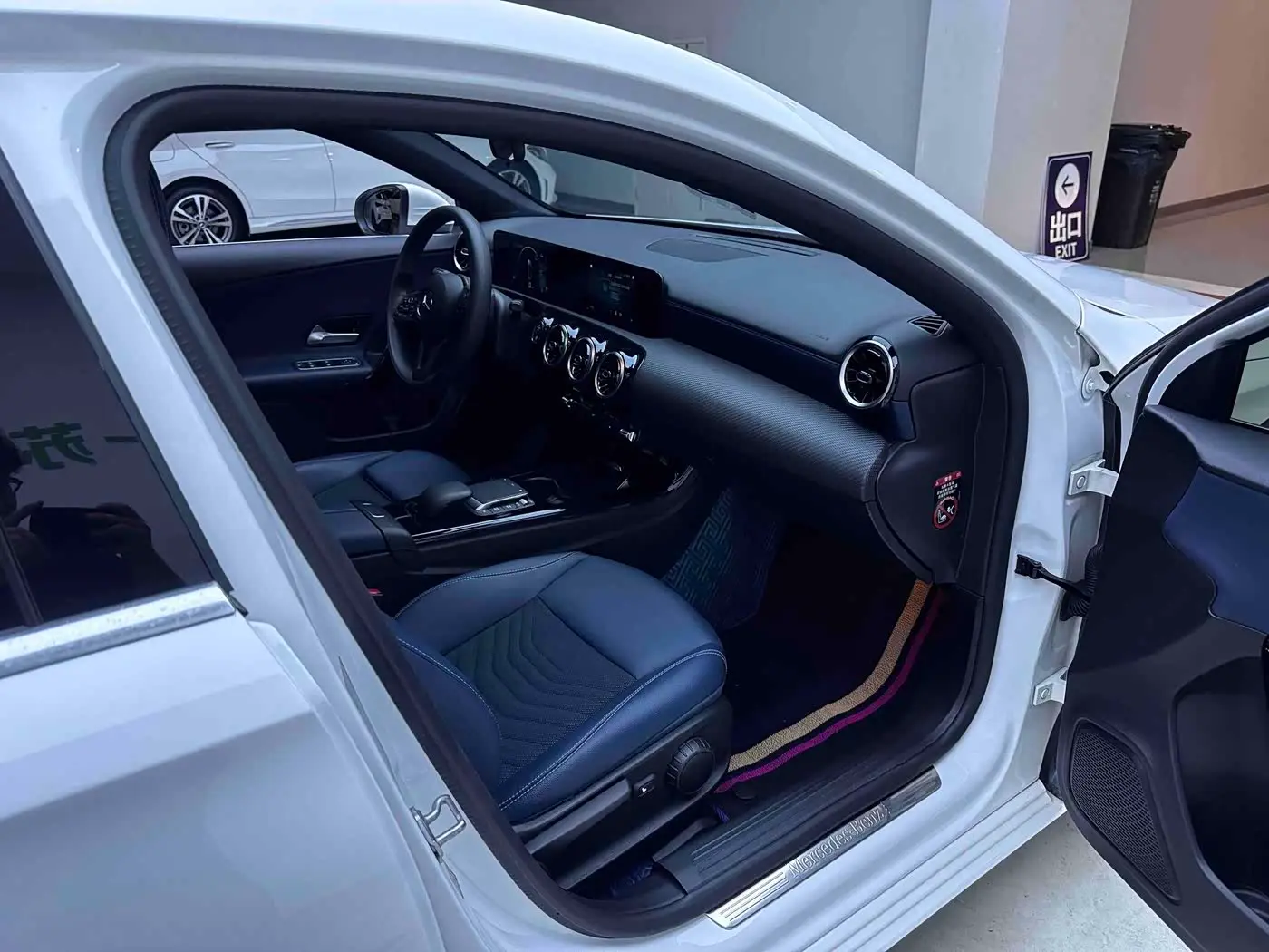 Mercedes-Benz A-Class 2023 — Şəkil 11/20